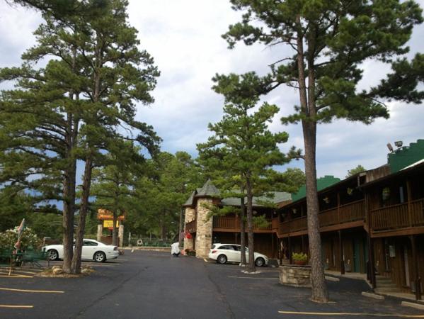 Country Mountain Inn Eureka Springs Buitenkant foto